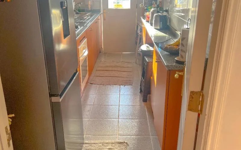 D_959553-MLC103229393006_012026-F